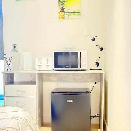 A Brand New Flat With 3 Bedrooms & 3 Baths In Zone 1 Angel For Max 9 Ppl London Exterior photo
